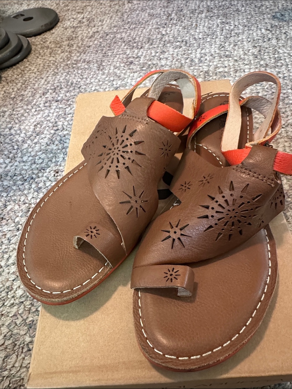 Koolaburra Brown Leather Laser-Cut Toe-Ring Sandals with Orange Straps